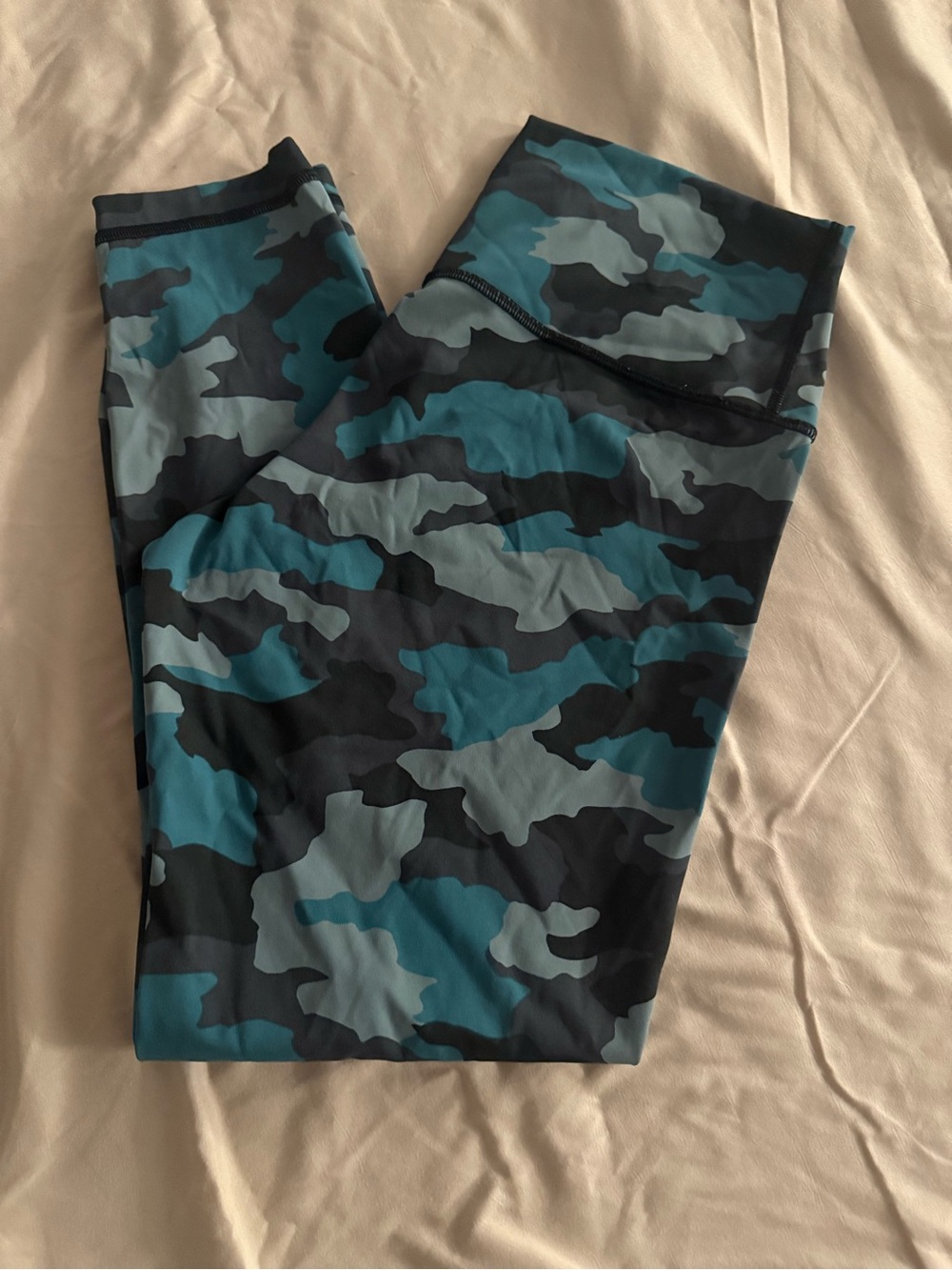 lululemon athletica Teal and Black Camo Leggings